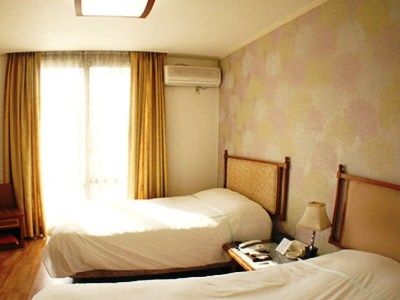 Milano Crown Hotel Jeju Ngoại thất bức ảnh